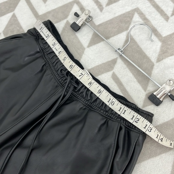 Abercrombie & Fitch Vegan Leather Black Jogger size Small - Picture 8 of 10